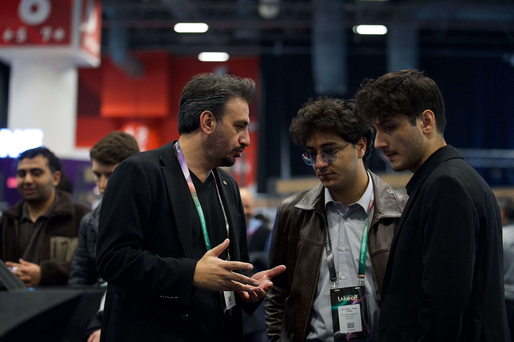 <strong>İŞ BİRLİĞİ</strong>